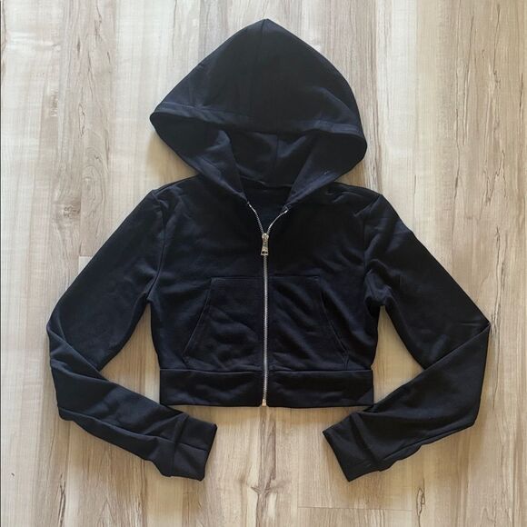 NEW Black Cropped Hoodie with Zipper - Picture 1 of 2